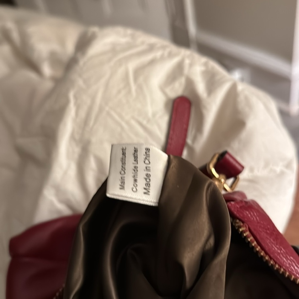 Red Genuine Leather KATTEE Bag - Picture 9 of 10